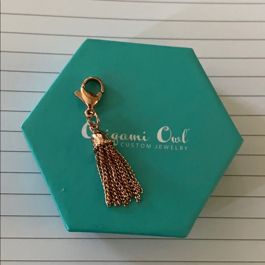 Brand New Origami Owl Tassel Charm 8$